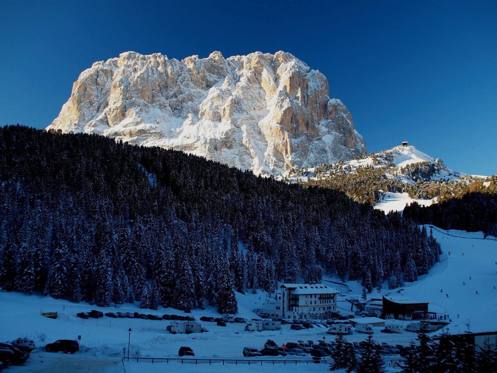 Hotel Meisules Wolkenstein in Gröden Exterior foto